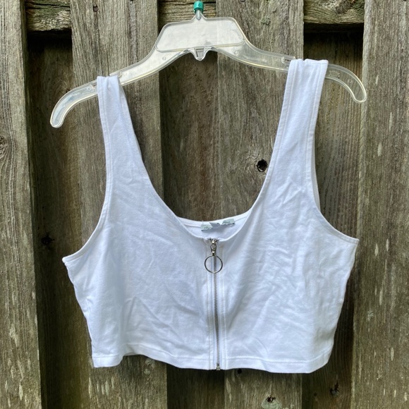 White Zip Up Cropped Tank Top - Picture 2 of 4